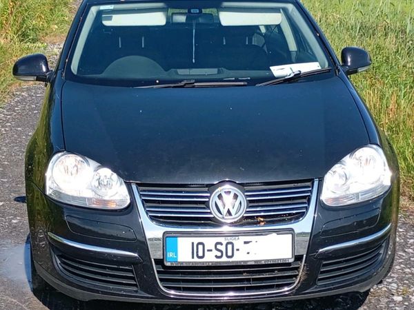 Volkswagen Jetta Saloon, Diesel, 2010, Black