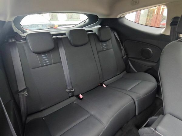 Renault Megane Coupe, Diesel, 2011, Gold