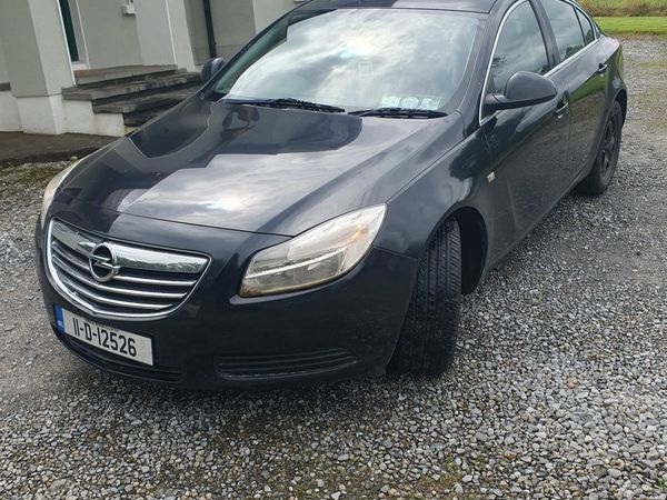 Opel Insignia Saloon, Diesel, 2011, Beige