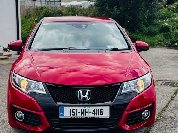 Honda Civic Hatchback, Diesel, 2015, Red