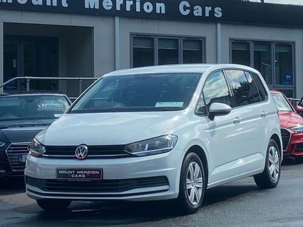 Volkswagen Touran MPV, Petrol, 2016, White