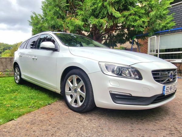 Volvo V60 Estate, Petrol, 2015, White