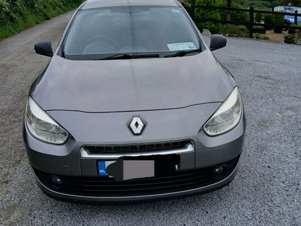 Renault Fluence Saloon, Diesel, 2012, Grey