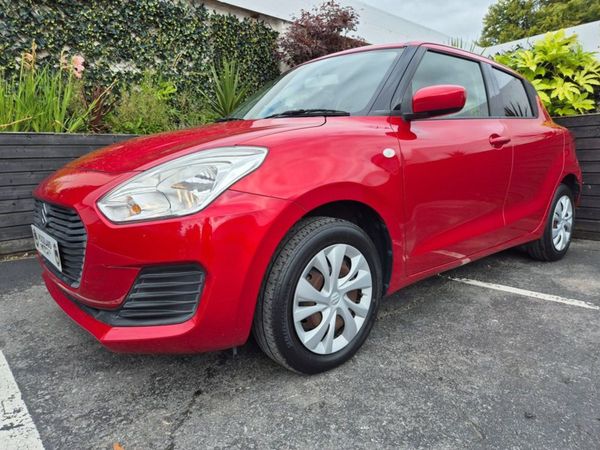 Suzuki Swift Hatchback, Petrol, 2018, Red
