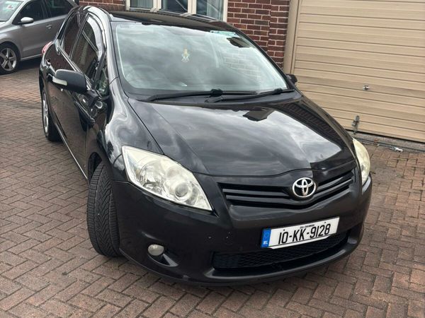 Toyota Auris Hatchback, Petrol, 2010, Black