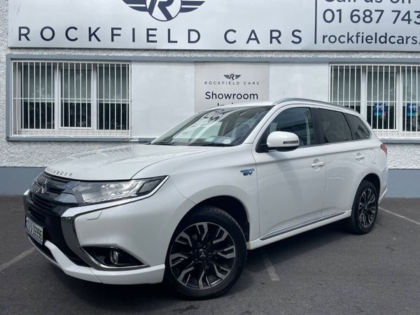 Mitsubishi Outlander SUV, Petrol Plug-in Hybrid, 2017, White