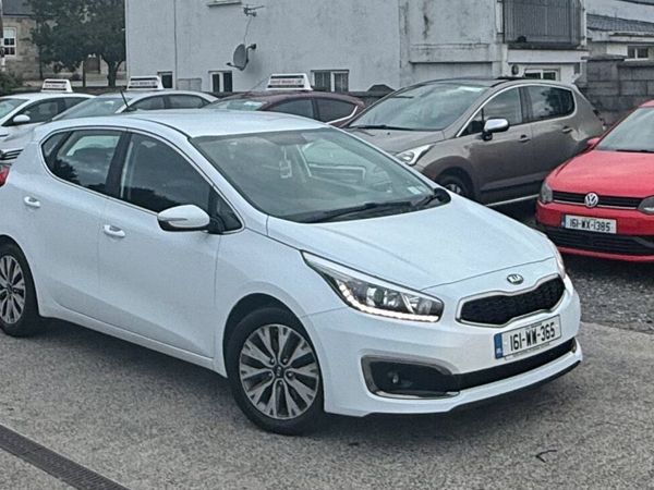 Kia Ceed Hatchback, Diesel, 2016, White
