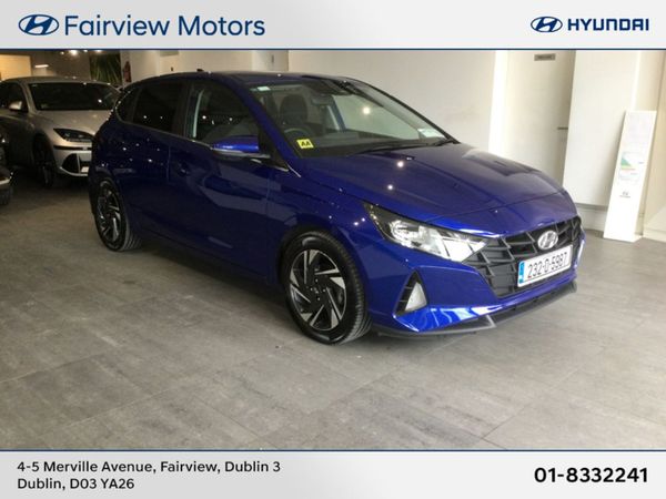 Hyundai i20 Hatchback, Petrol, 2023, Blue