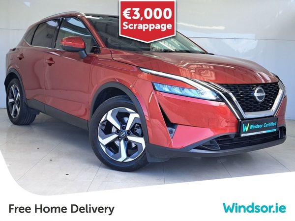 Nissan Qashqai Crossover, Petrol, 2024, Red