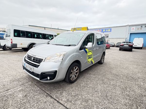 Peugeot Partner Tepee Estate, Diesel, 2018, Grey