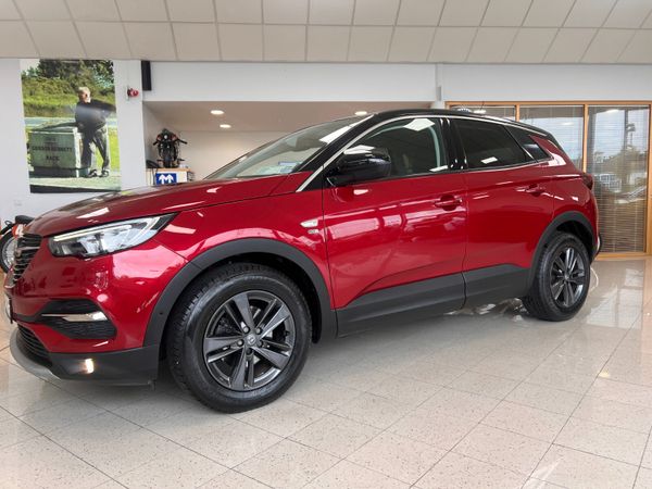 Opel Grandland X SUV, Petrol, 2020, Red