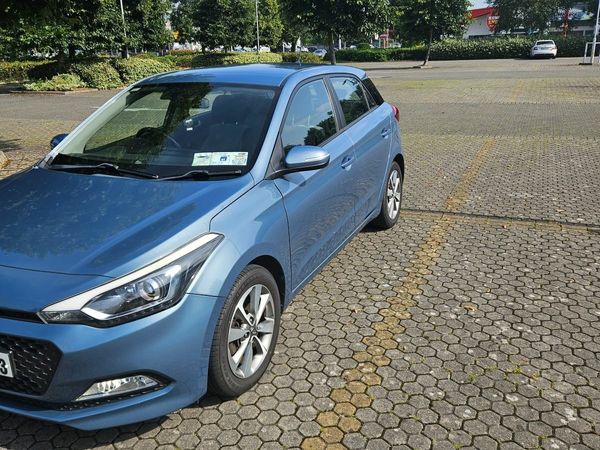Hyundai i20 Hatchback, Diesel, 2015, Blue