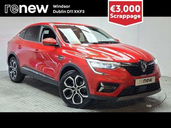 Renault Arkana Hatchback, Petrol, 2022, Red