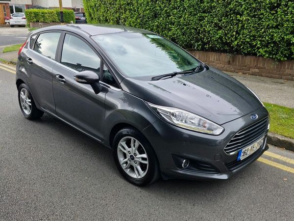 Ford Fiesta Hatchback, Petrol, 2016, Grey