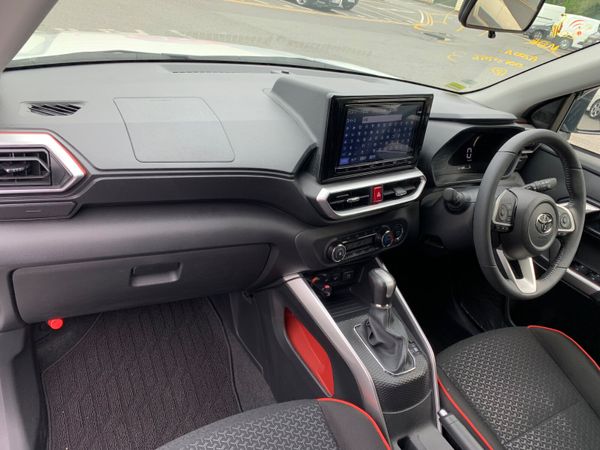 Toyota Raize Estate, Petrol, 2020, White