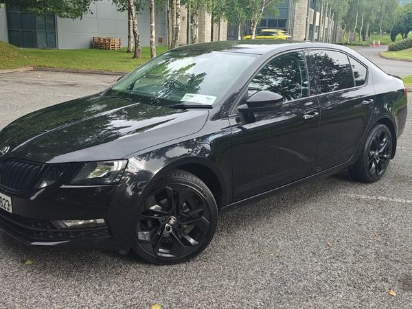 Skoda Octavia Hatchback, Diesel, 2018, Black