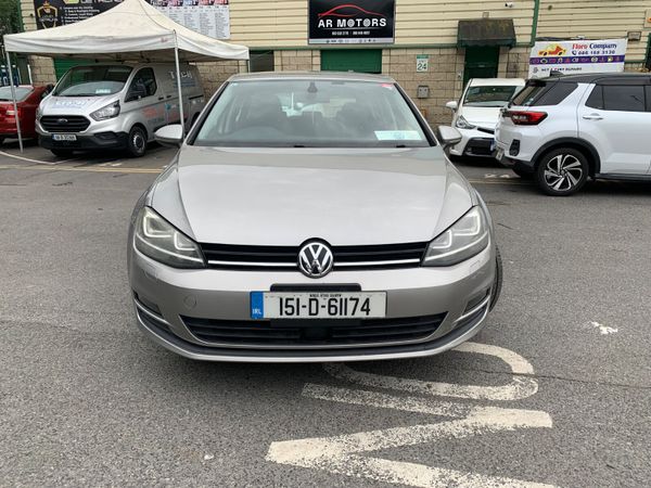 Volkswagen Golf Hatchback, Petrol, 2015, Gold