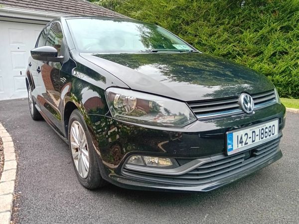 Volkswagen Polo Hatchback, Diesel, 2014, Black