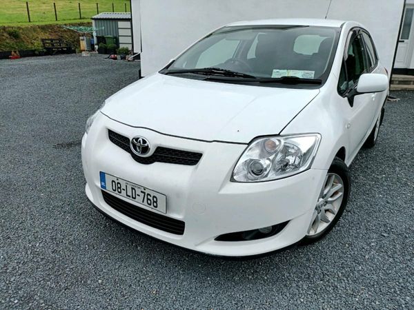 Toyota Auris Hatchback, Petrol, 2008, White