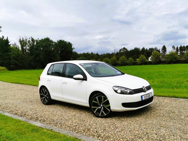 Volkswagen Golf Hatchback, Diesel, 2012, White