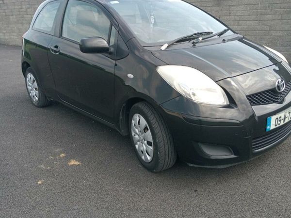 Toyota Yaris Hatchback, Diesel, 2009, Black