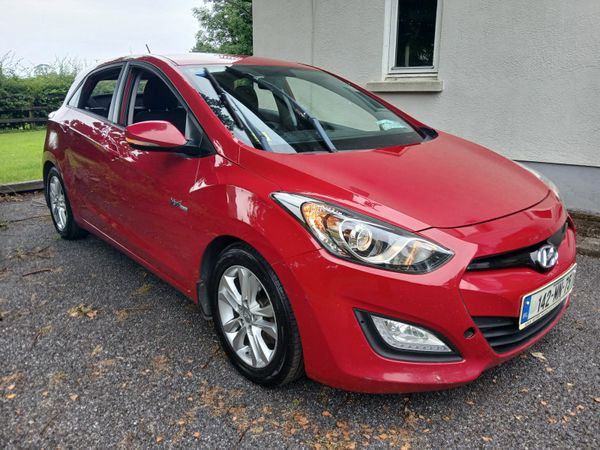 Hyundai i30 Estate/Jeep, Diesel, 2014, Silver