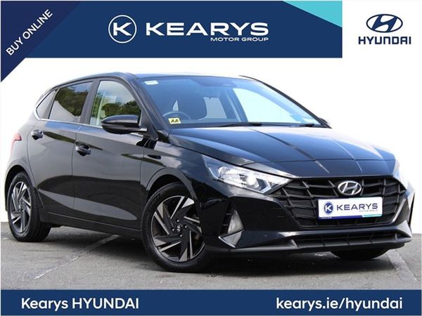 Hyundai i20 Hatchback, Petrol, 2023, Black