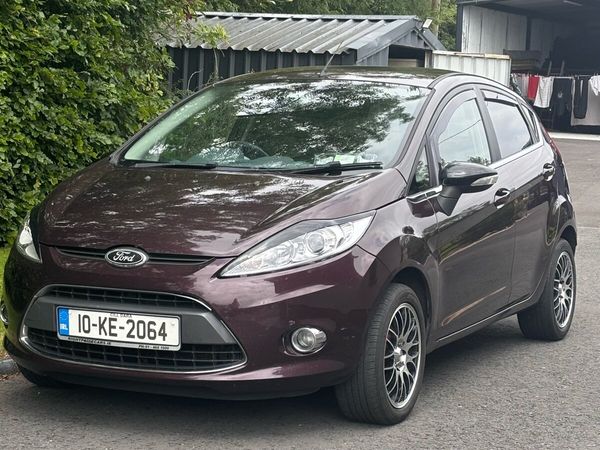 Ford Fiesta Hatchback, Petrol, 2010, Red