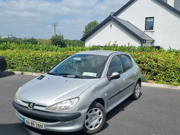 Peugeot 206 Hatchback, Petrol, 2006, Grey