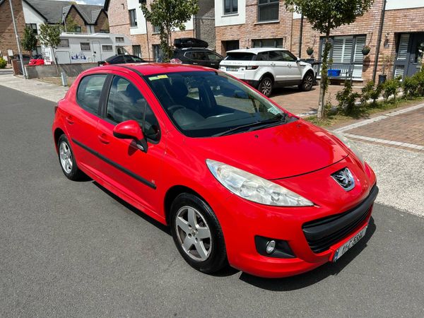 Peugeot 207 Hatchback, Petrol, 2011, Red