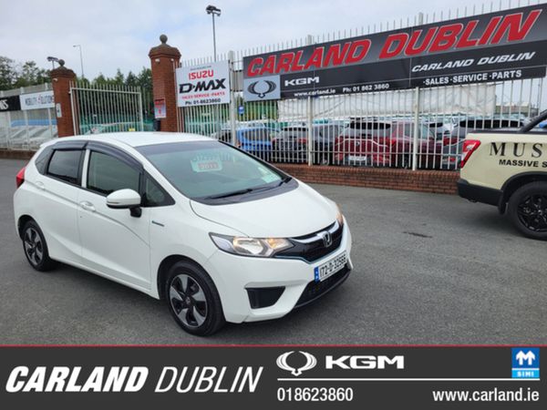 Honda Fit Hatchback, Petrol Hybrid, 2017, White