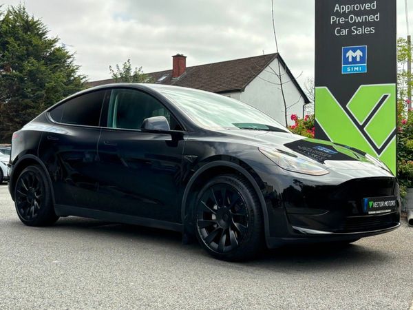 Tesla Model Y MPV, Electric, 2023, Black