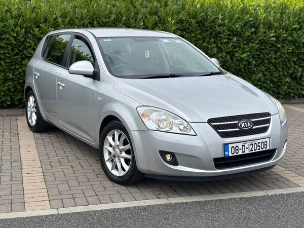 Kia Ceed Hatchback, Diesel, 2008, Silver