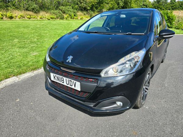 Peugeot 208 Hatchback, Diesel, 2018, Black