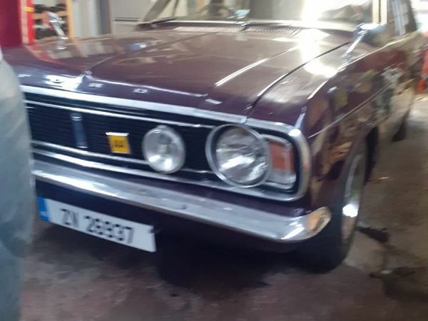 Ford Cortina Saloon, Petrol, 1970, Purple