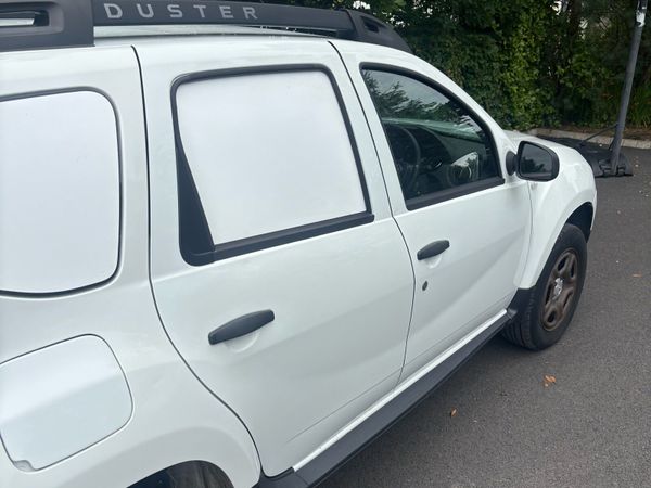 Dacia Duster SUV, Diesel, 2017, White