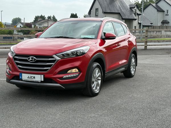 Hyundai Tucson SUV, Diesel, 2016, Red