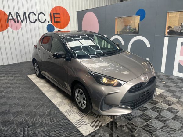 Toyota Yaris Hatchback, Petrol, 2021, Bronze