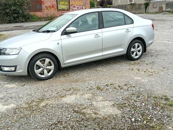 Skoda Rapid Saloon, Diesel, 2015, Silver