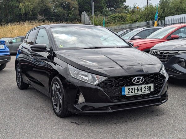 Hyundai i20 Hatchback, Petrol, 2022, Black