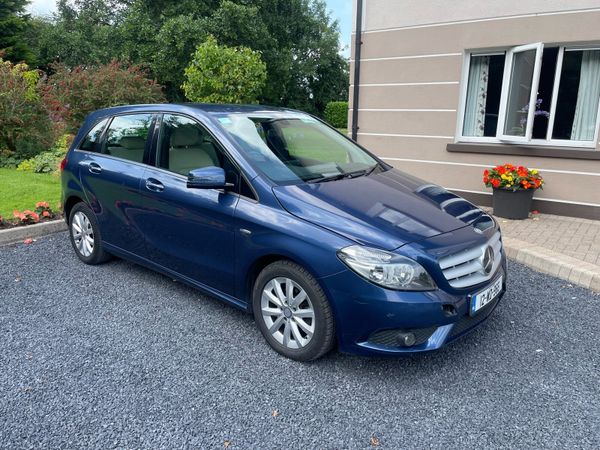 Mercedes-Benz B-Class MPV, Diesel, 2012, Blue
