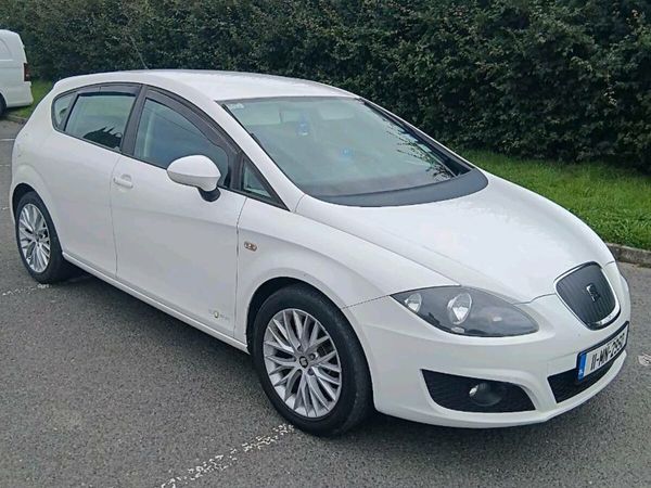 SEAT Leon Hatchback, Diesel, 2011, White