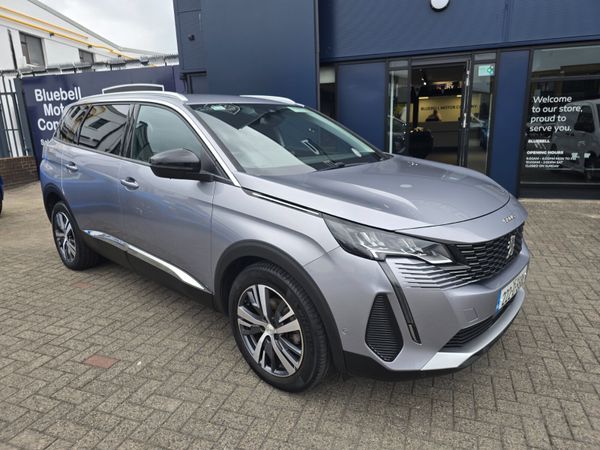 Peugeot 5008 MPV, Diesel, 2022, Grey