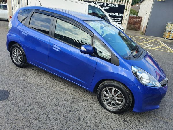 Honda Fit Hatchback, Petrol Hybrid, 2011, Blue