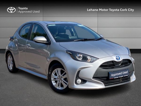 Toyota Yaris Hatchback, Petrol Hybrid, 2022, Grey