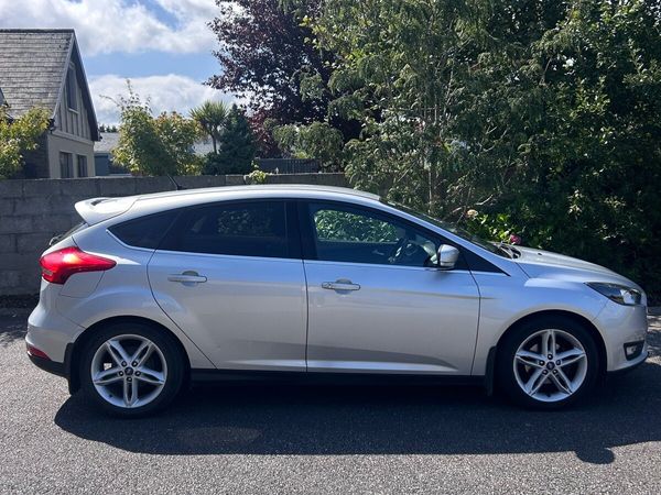 Ford Focus Hatchback, Diesel, 2016, Silver