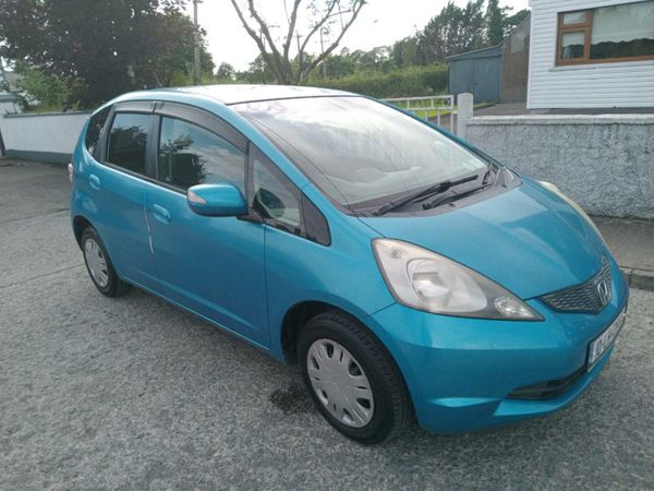 Honda Fit Hatchback, Petrol, 2010, Blue