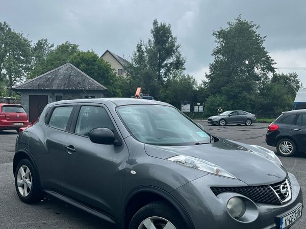 Nissan Juke SUV, Petrol, 2011, Grey
