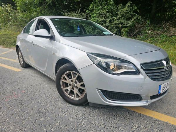 Opel Insignia Hatchback, Diesel, 2015, Silver