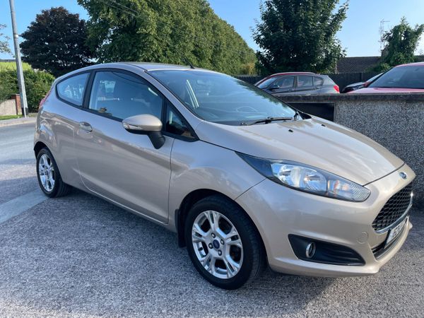Ford Fiesta Hatchback, Petrol, 2016, Brown